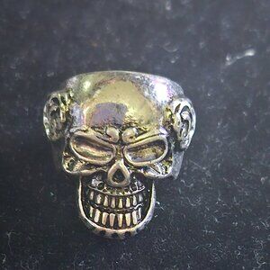Skull Ring with Rose's